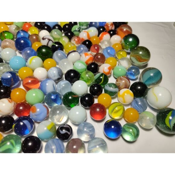 Lot of 224 Vintage Marbles Small Medium & Large Cat's Eye - Picture 14 of 16